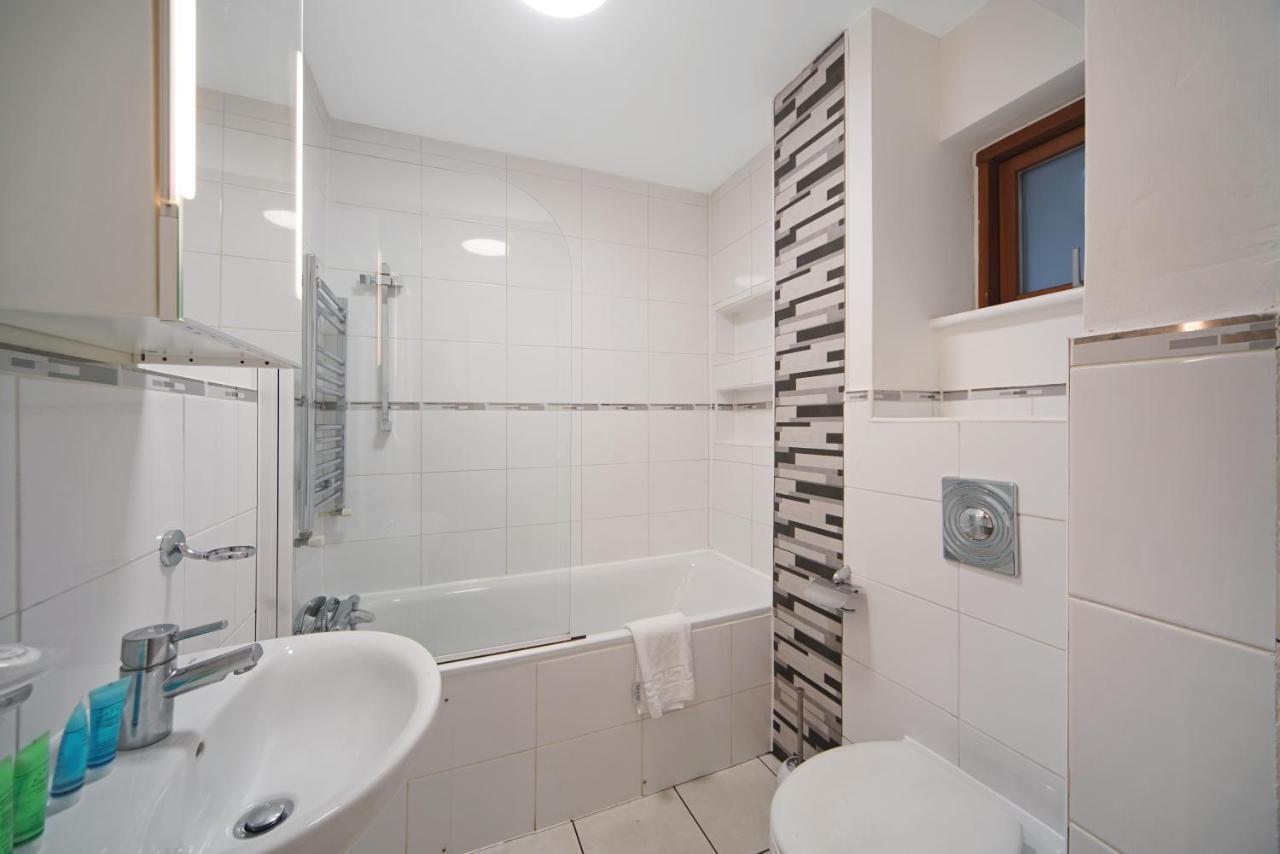 2 Bed Chic Apartment Near Shoreditch & Liverpool St Free Wifi & Parking By City Stay Aparts Londra Esterno foto